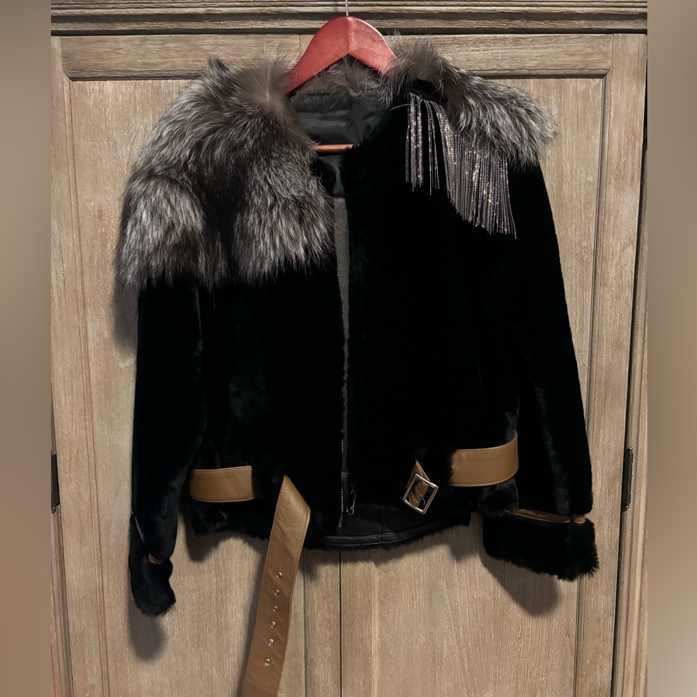 Black shearling winter jacket, Size S/M.